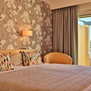 Hotel Le Petit, Sainte-Maxime